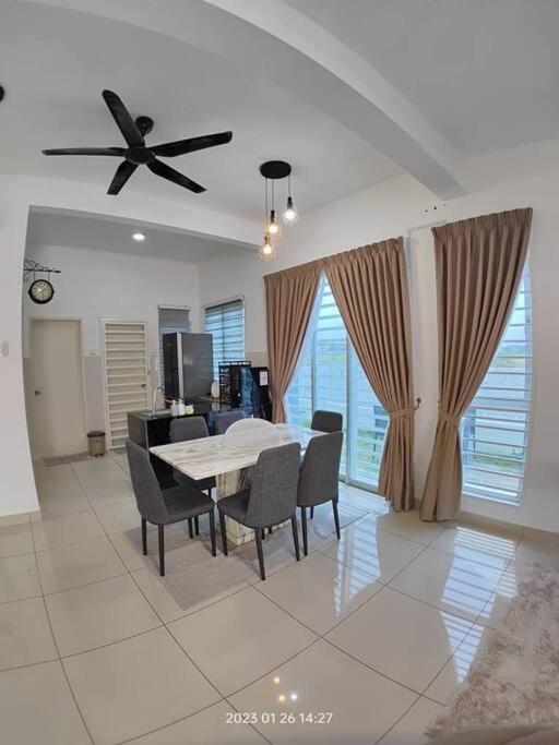 Prima Guest House - Puncak Alam Homestay Mus-Lim Friendly Bandar Puncak Alam Kültér fotó