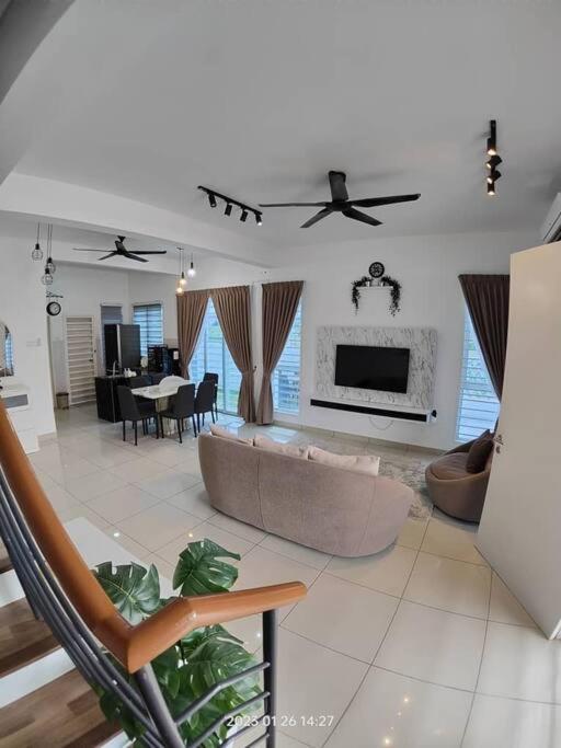 Prima Guest House - Puncak Alam Homestay Mus-Lim Friendly Bandar Puncak Alam Kültér fotó